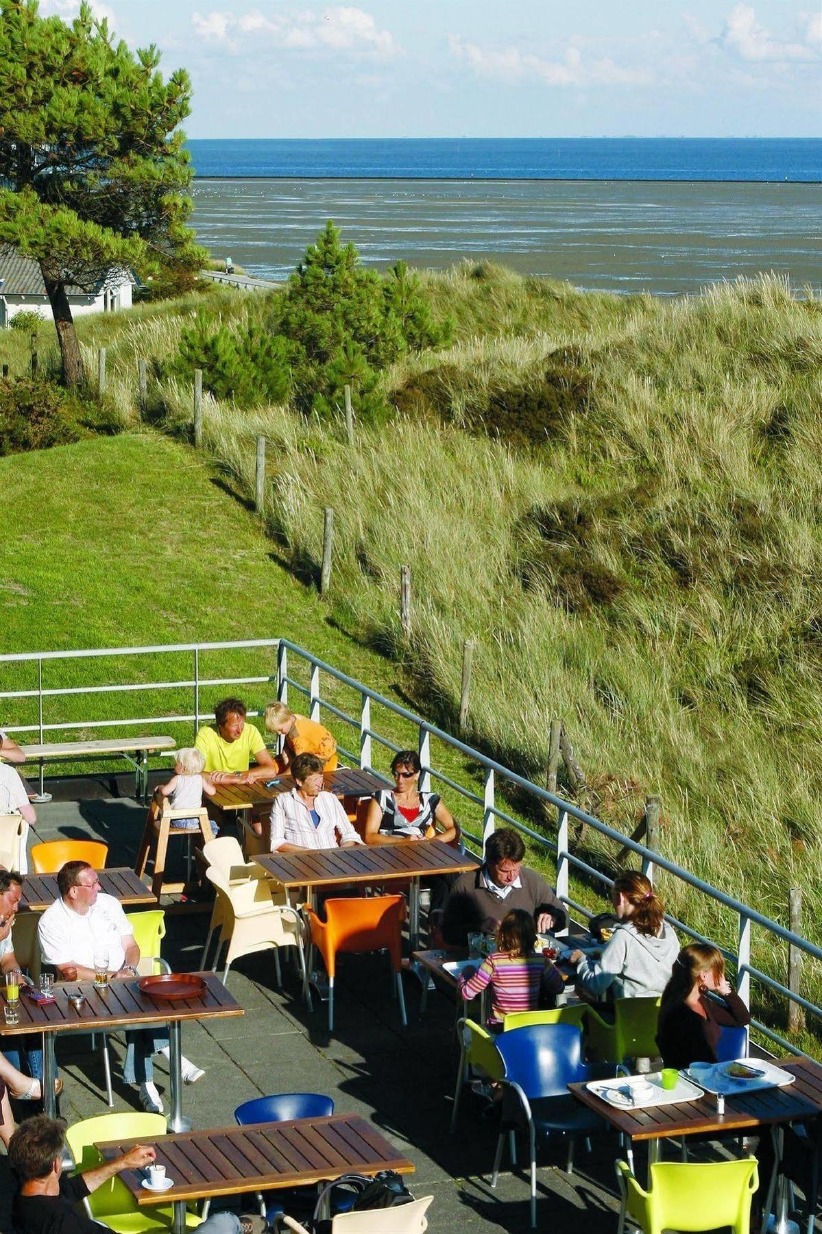 Stayokay Hostel Terschelling Вест-Терсхеллинг Экстерьер фото